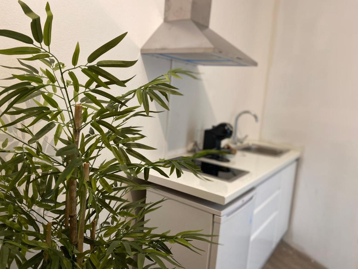 Apartamentos Mercado De Triana Севилья Экстерьер фото
