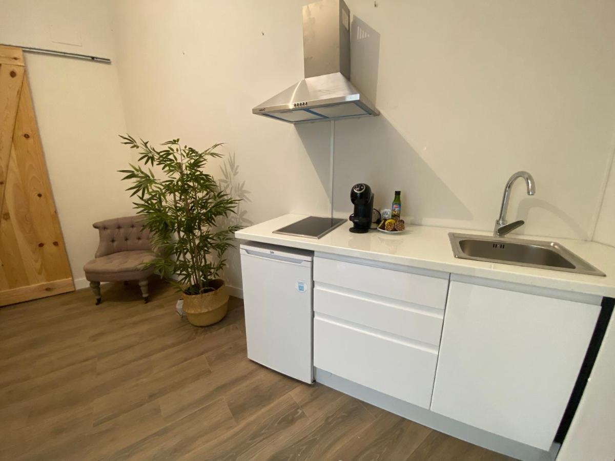Apartamentos Mercado De Triana Севилья Экстерьер фото