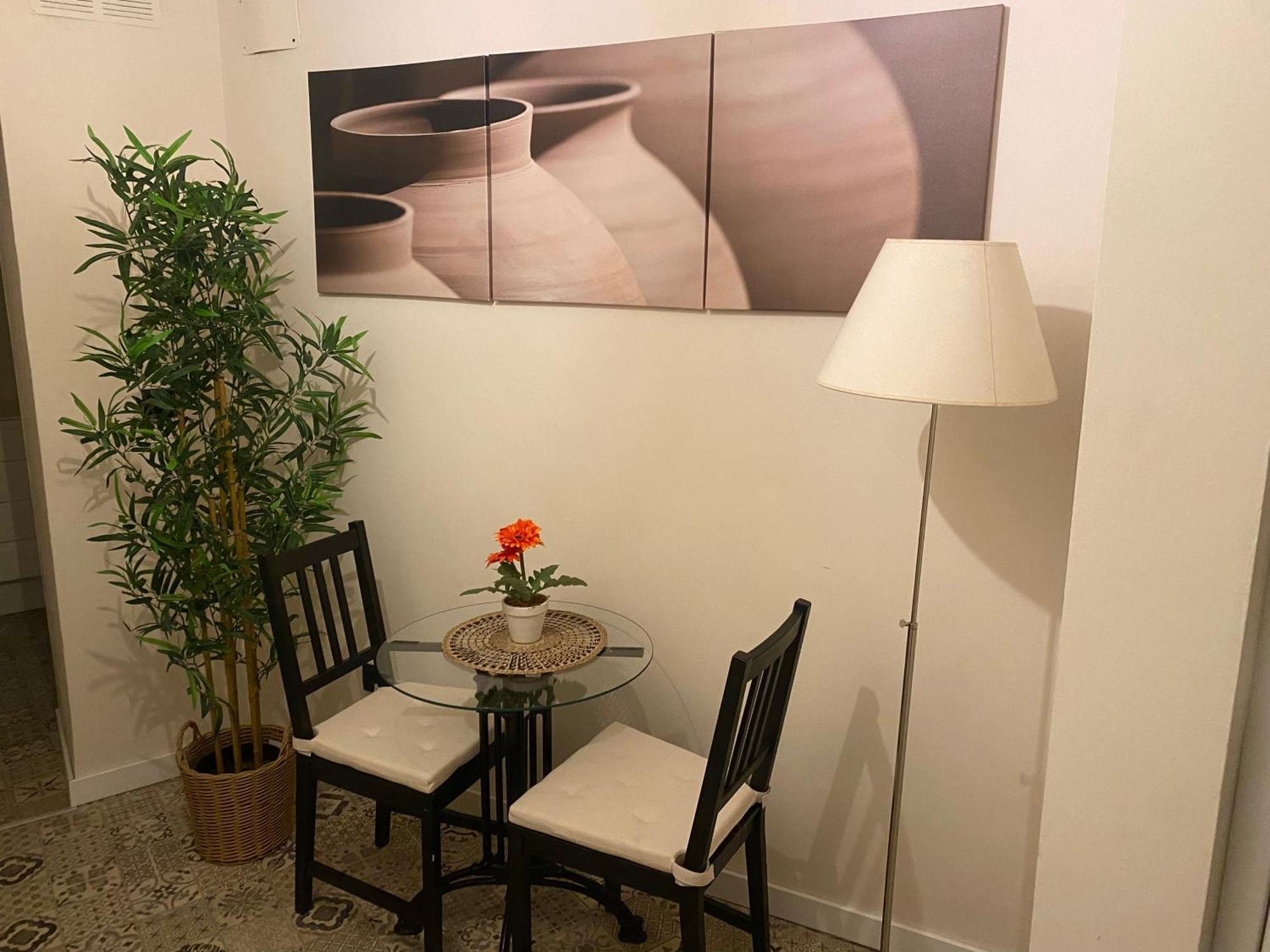 Apartamentos Mercado De Triana Севилья Экстерьер фото