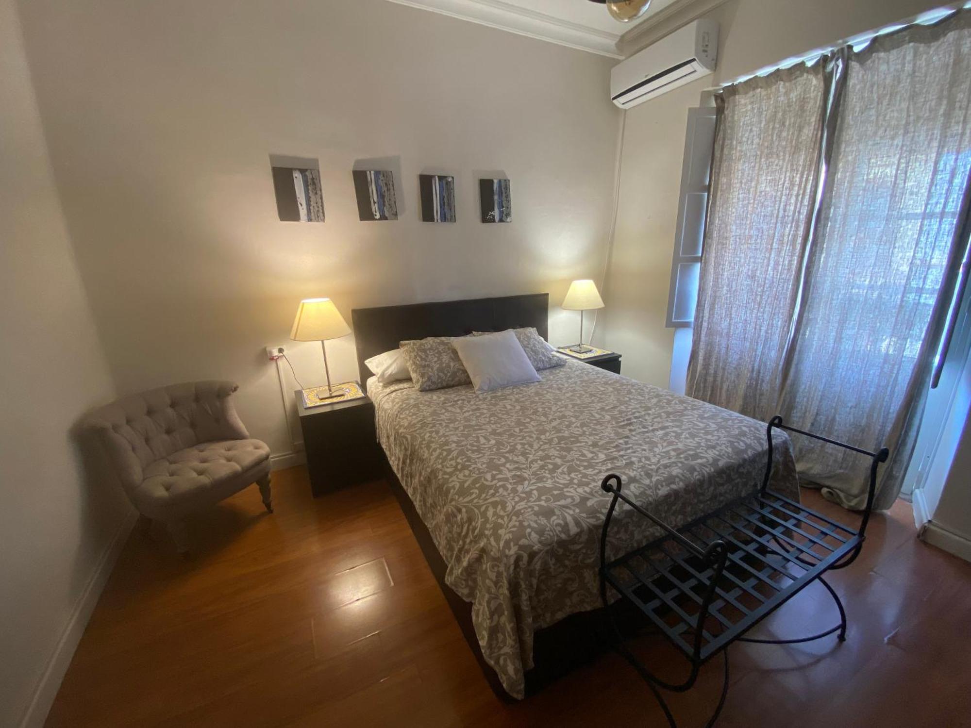 Apartamentos Mercado De Triana Севилья Экстерьер фото
